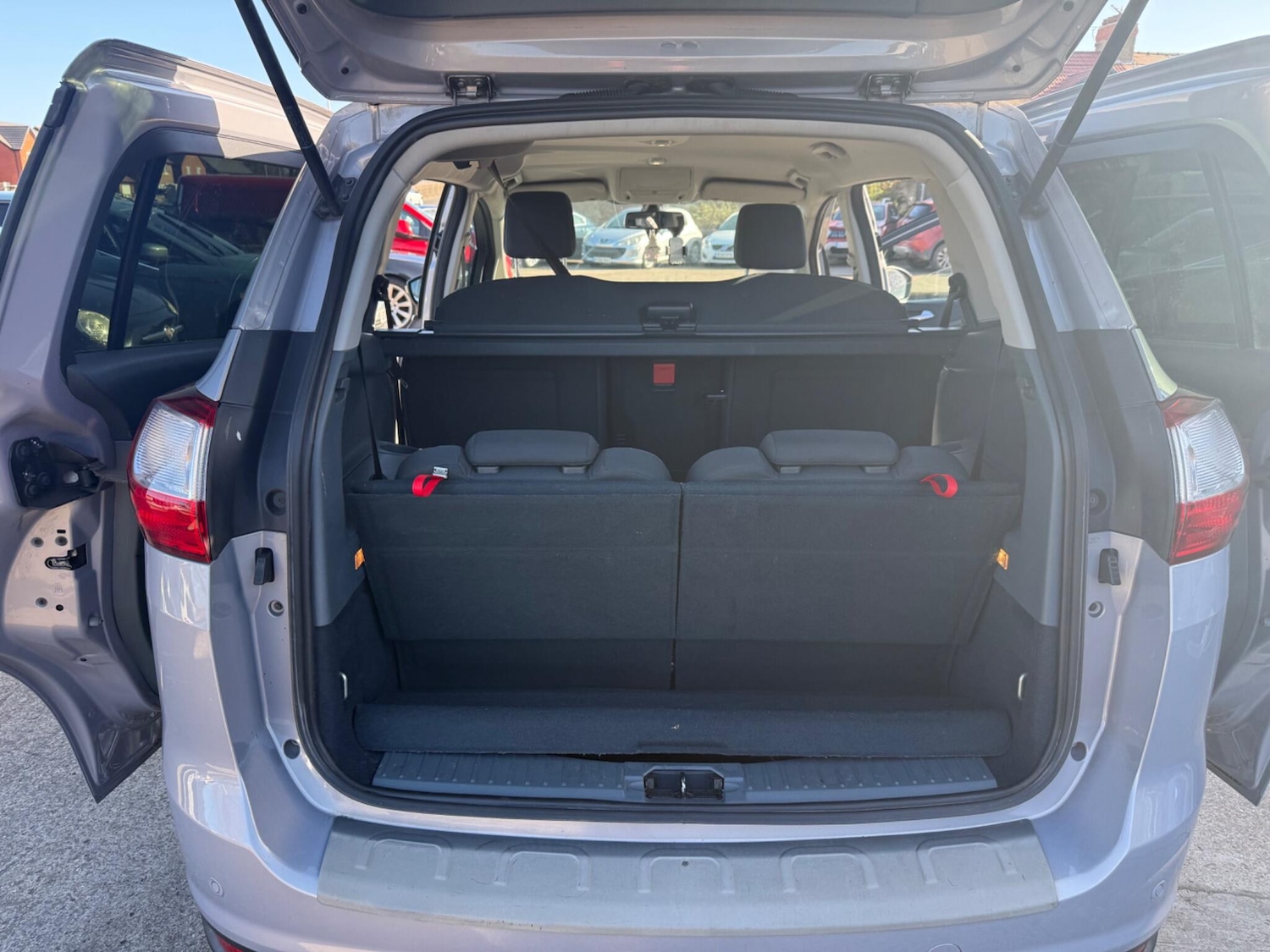 Used Ford Grand C-Max 2012 for sale - 77925735: Photo 20