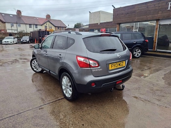 Used Nissan Qashqai 2013 for sale - 76585296: Photo