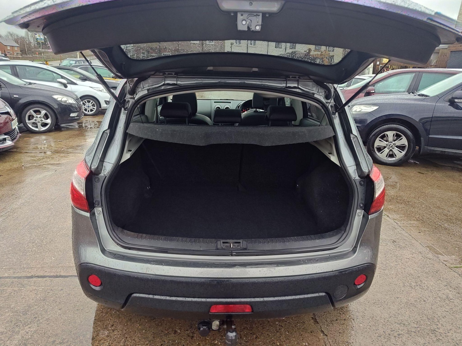 Used Nissan Qashqai 2013 for sale - 76585296: Photo 7