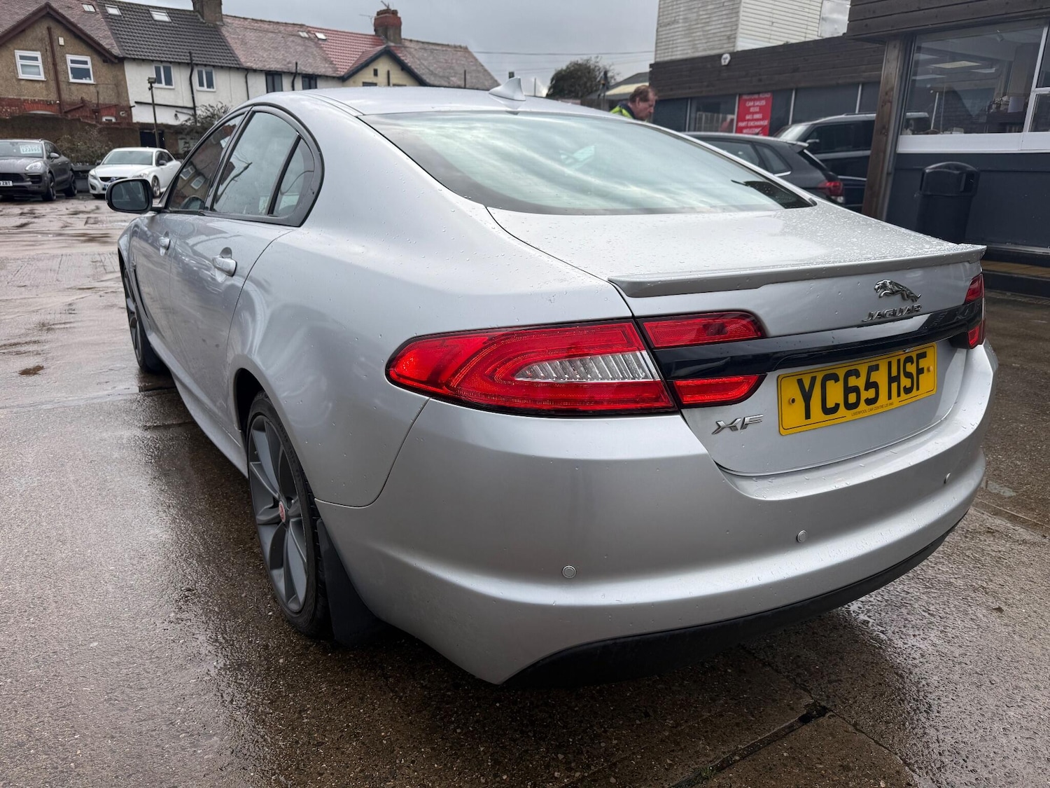 Used Jaguar XF 2015 for sale - 76886964: Photo 2