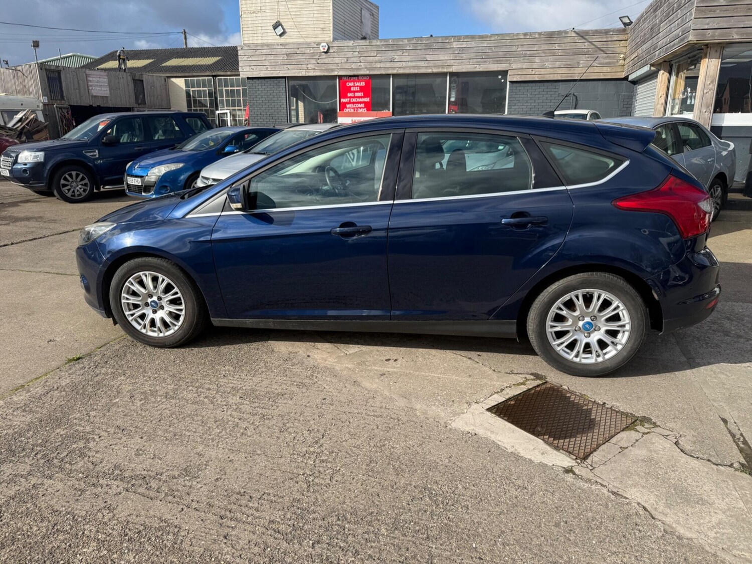 Used Ford Focus 2011 for sale - 78019409: Photo 16