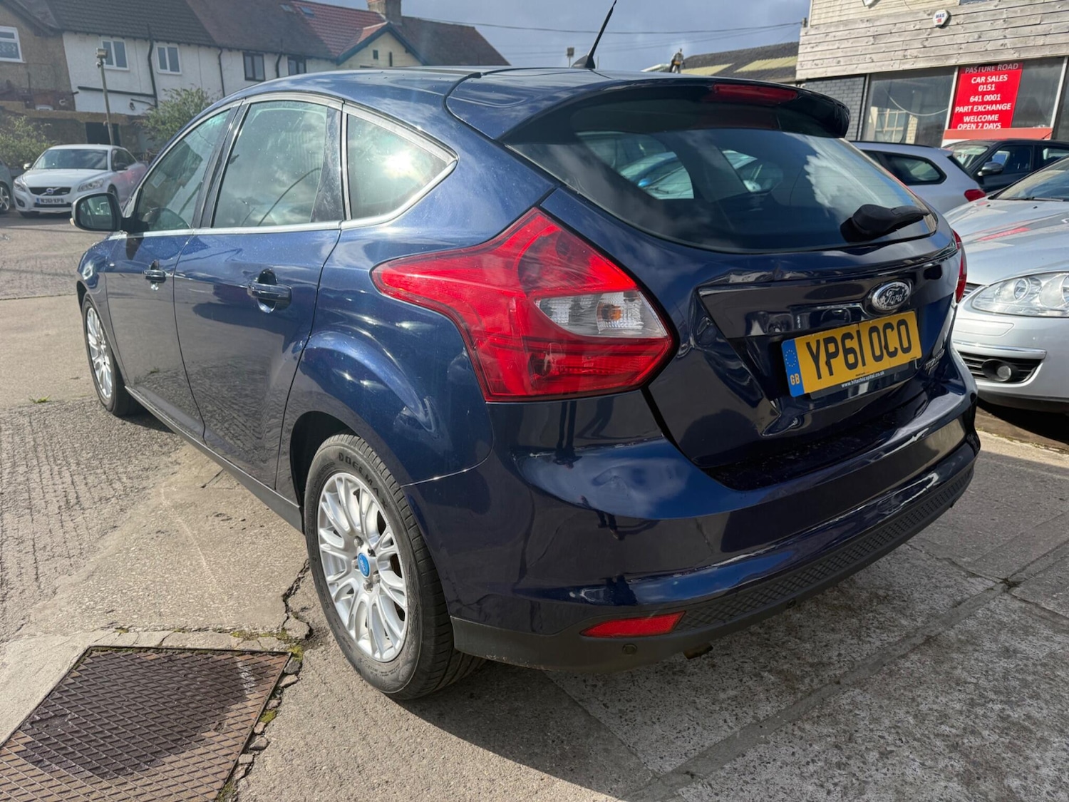 Used Ford Focus 2011 for sale - 78019409: Photo 2