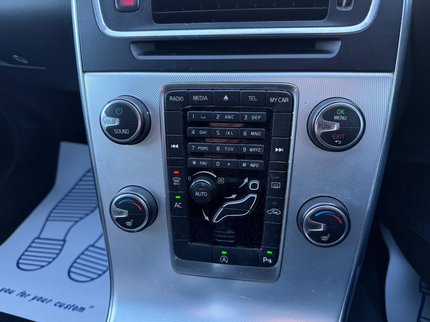 Used Volvo V60 2012 for sale - 76657530: Photo 10