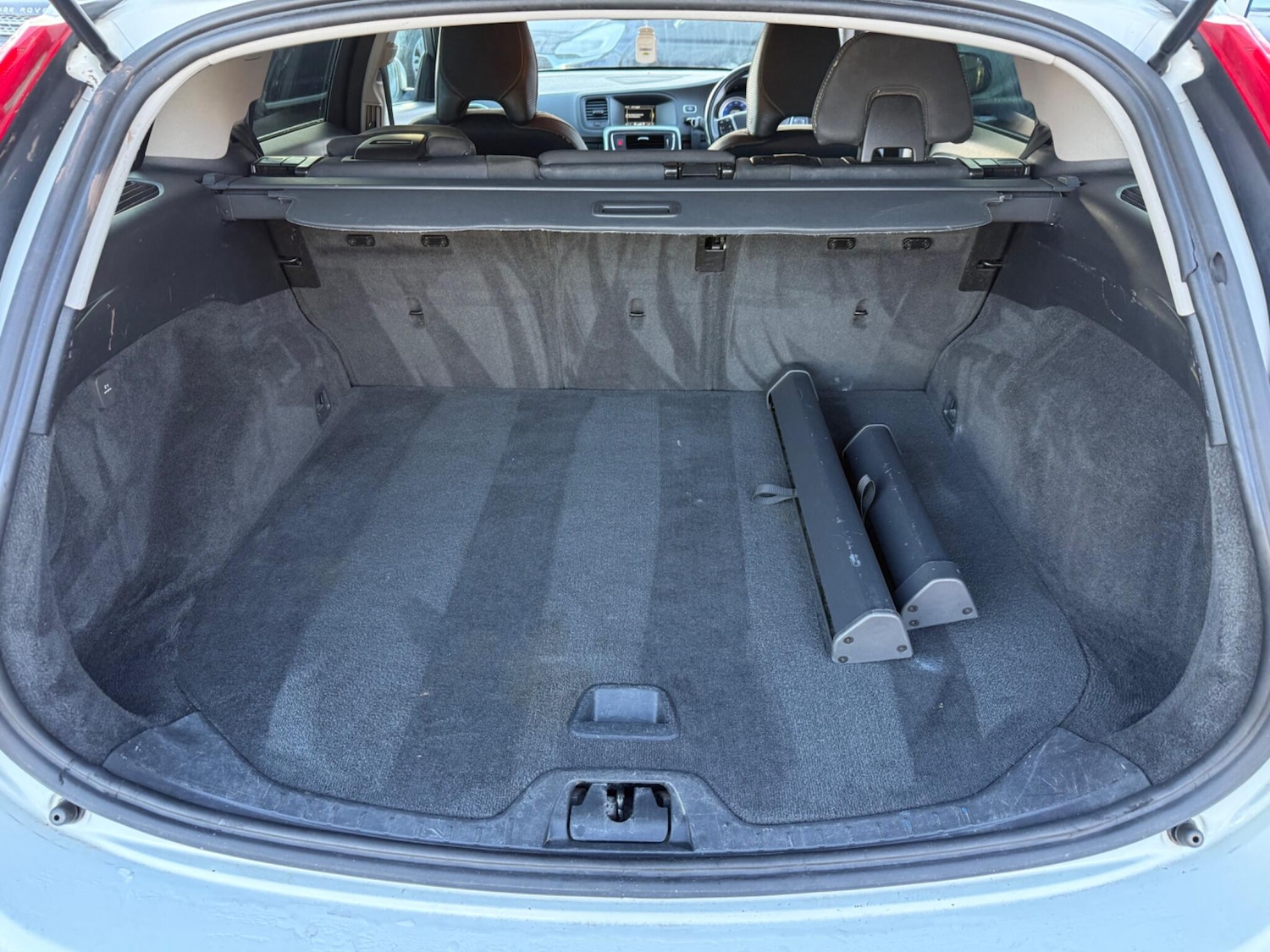 Used Volvo V60 2012 for sale - 76657530: Photo 14