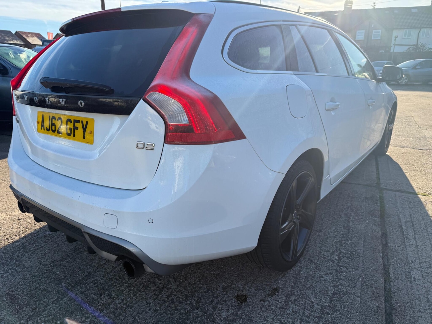 Used Volvo V60 2012 for sale - 76657530: Photo 3