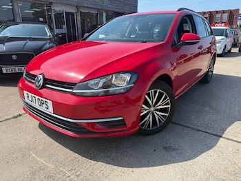 Used Volkswagen Golf 2017 for sale - 79235930: Photo