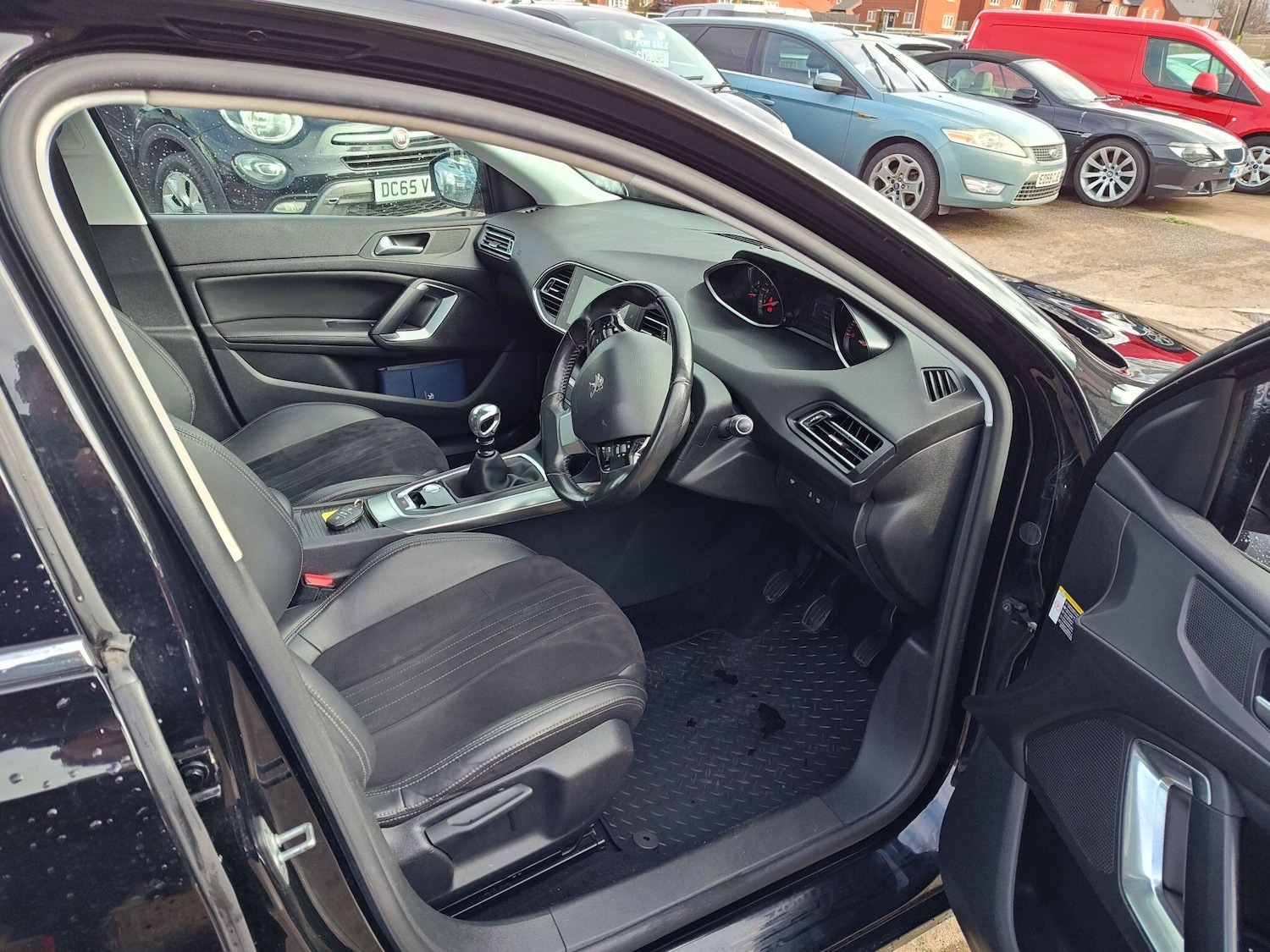 Used Peugeot 308 2014 for sale - 77783468: Photo 10