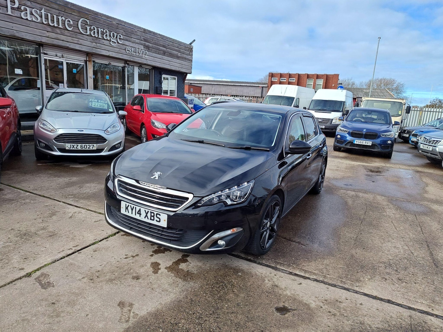 Used Peugeot 308 2014 for sale - 77783468: Photo 16