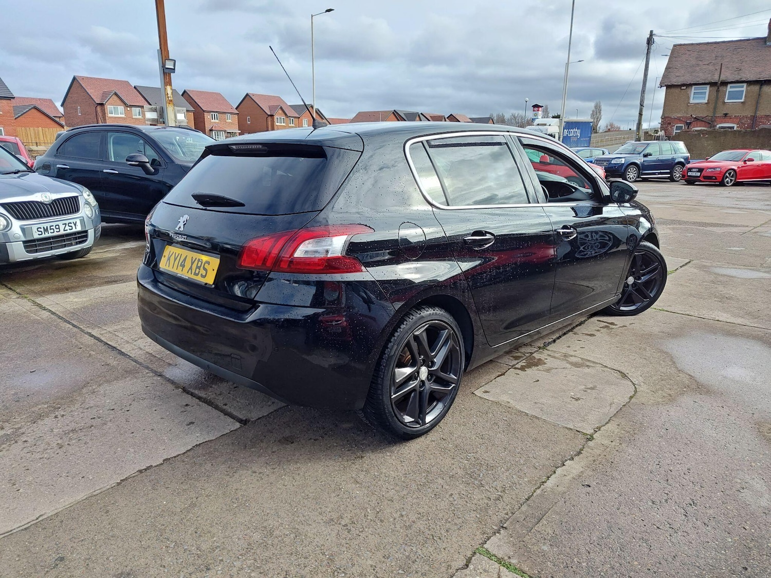 Used Peugeot 308 2014 for sale - 77783468: Photo 2