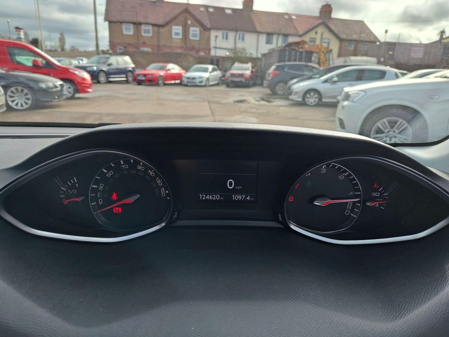 Used Peugeot 308 2014 for sale - 77783468: Photo 9