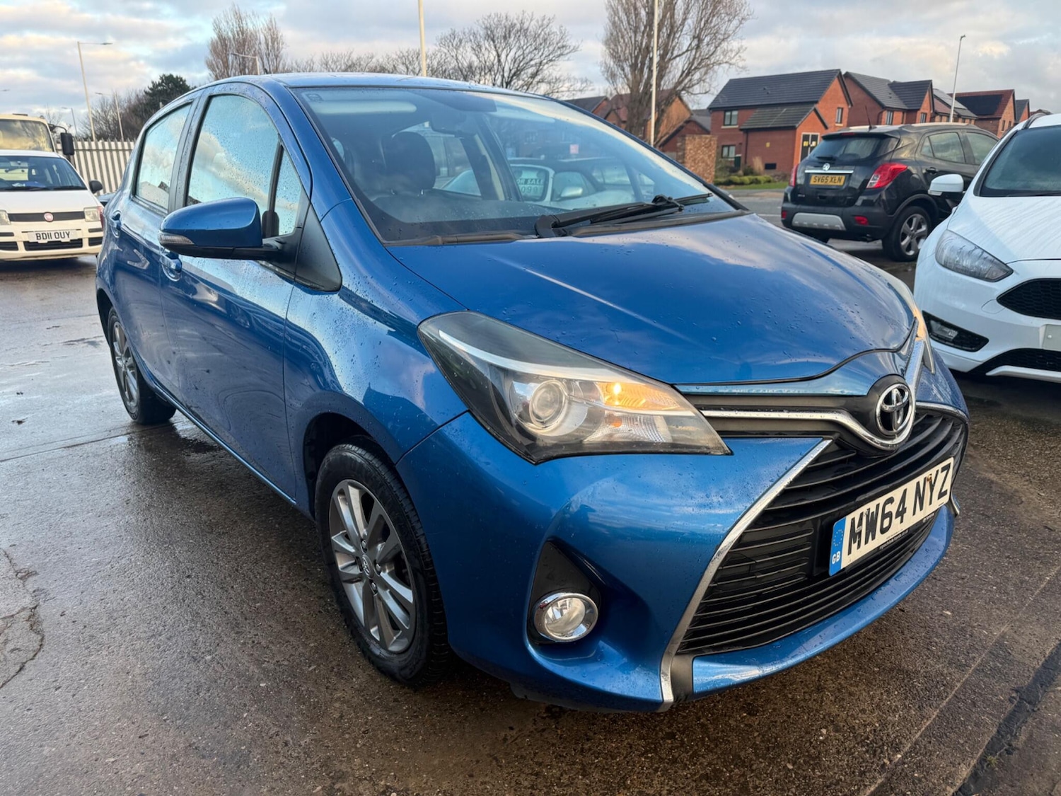 Used Toyota Yaris for sale - 77267692: Photo 4
