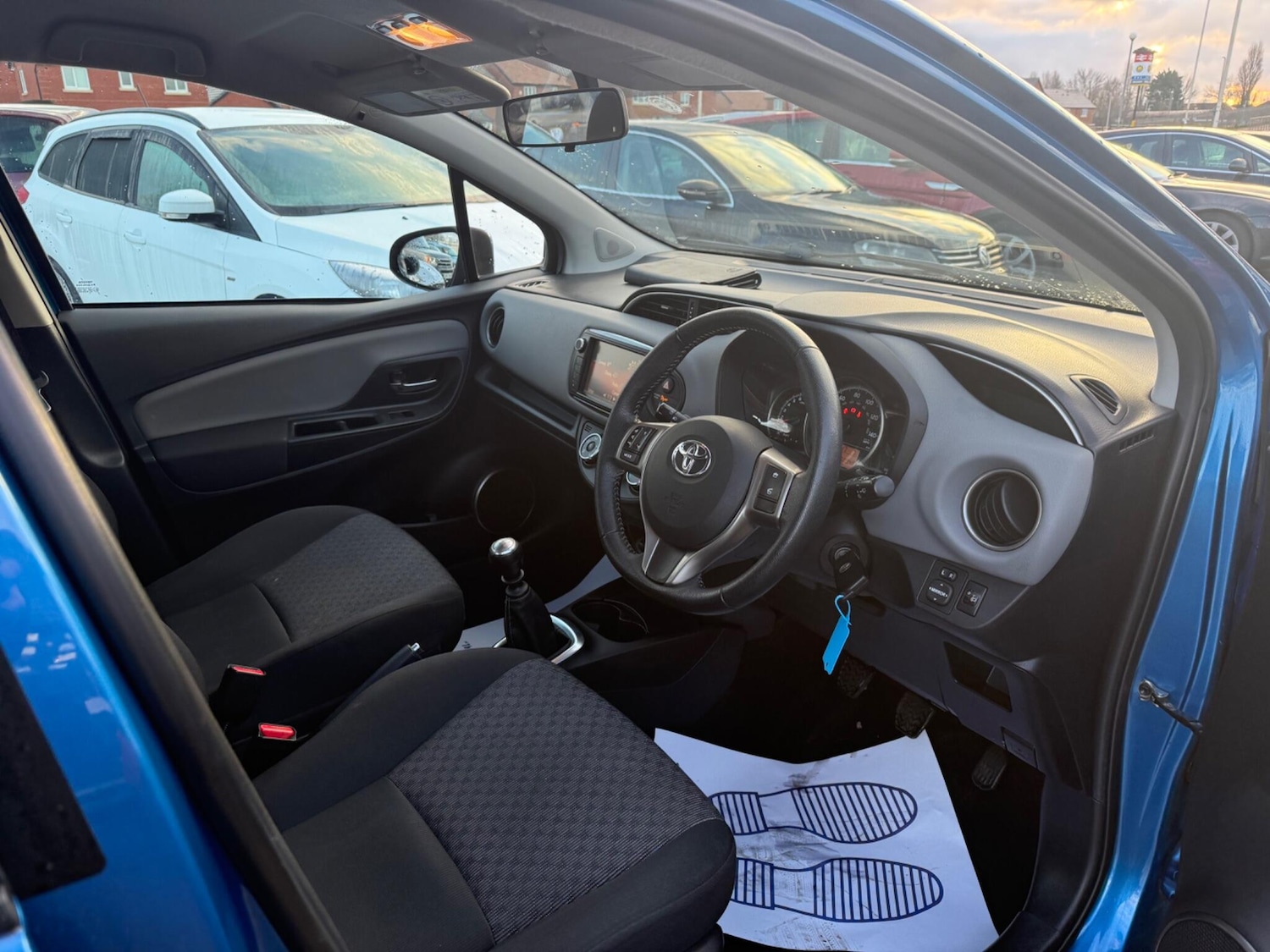 Used Toyota Yaris for sale - 77267692: Photo 5