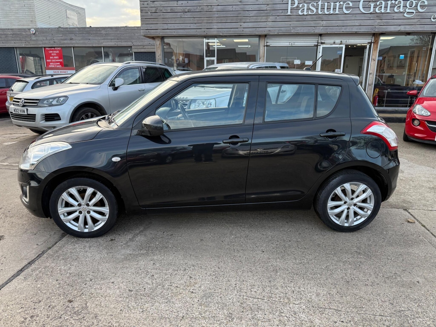 Used Suzuki Swift 2015 for sale - 76573045: Photo 15