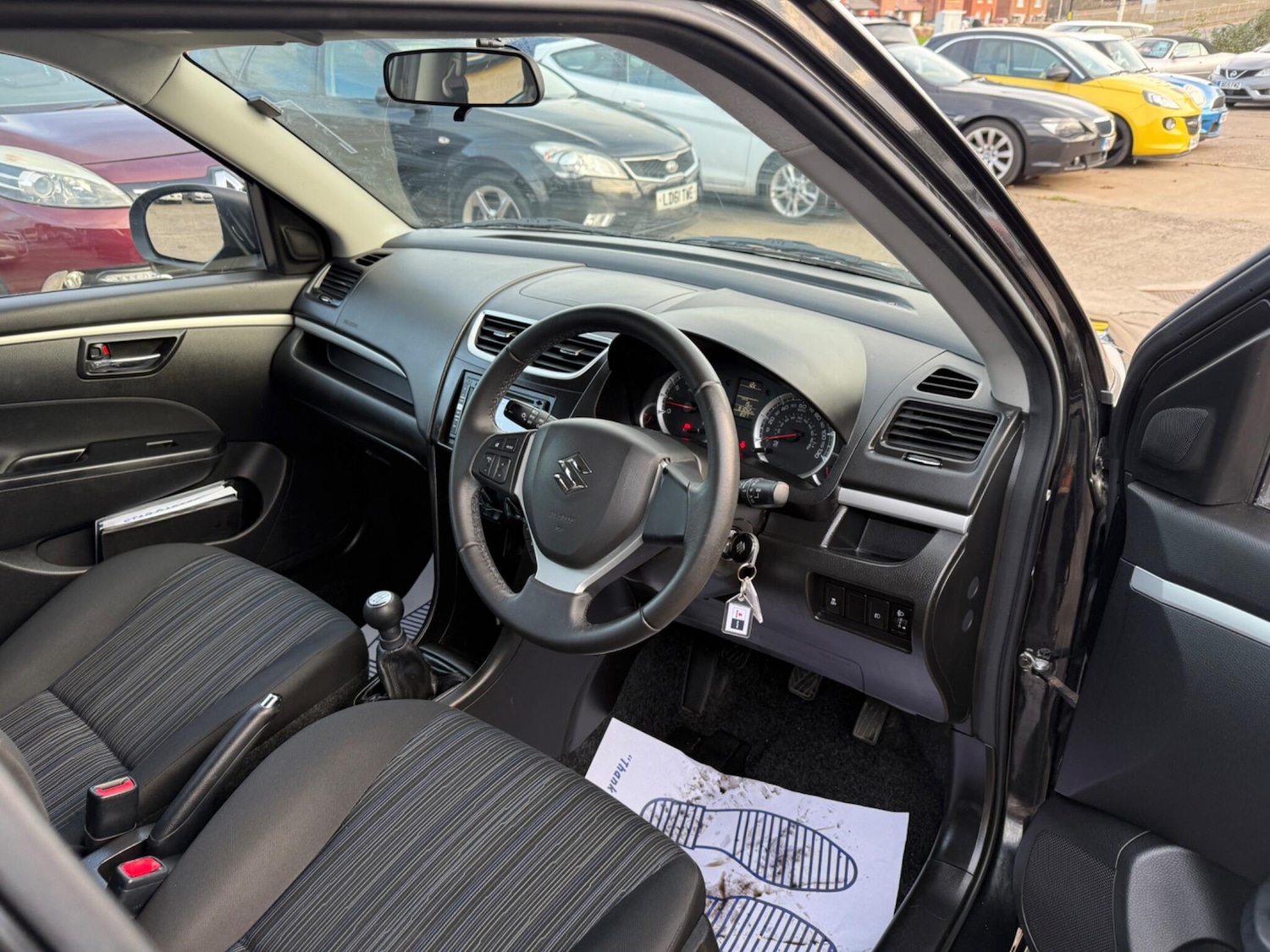 Used Suzuki Swift 2015 for sale - 76573045: Photo 5