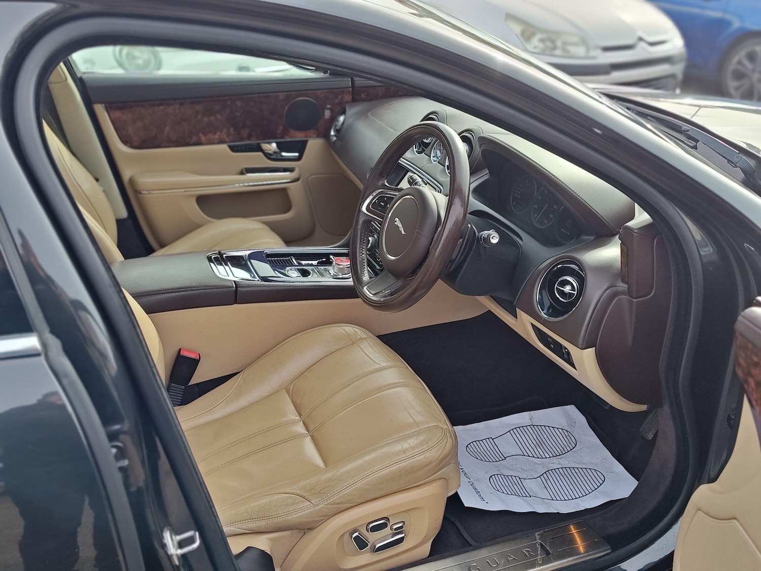 Used Jaguar XJ 2012 for sale - 78204912: Photo 10