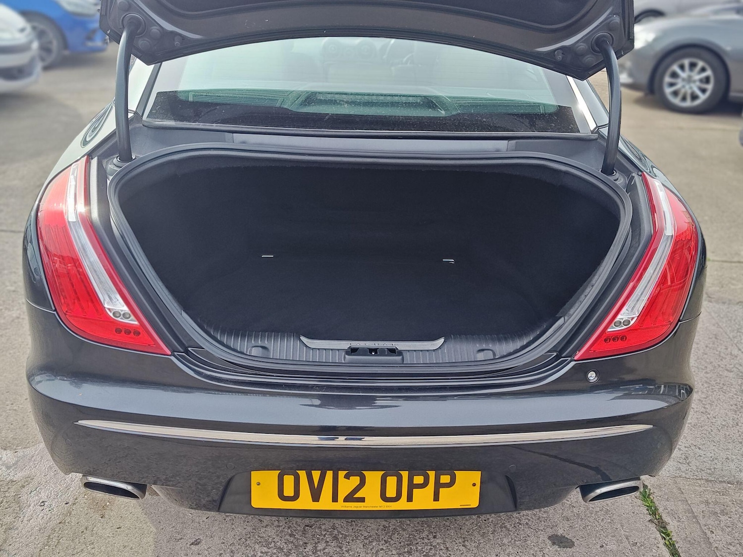 Used Jaguar XJ 2012 for sale - 78204912: Photo 13