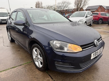 Used Volkswagen Golf 2015 for sale - 76995146: Photo