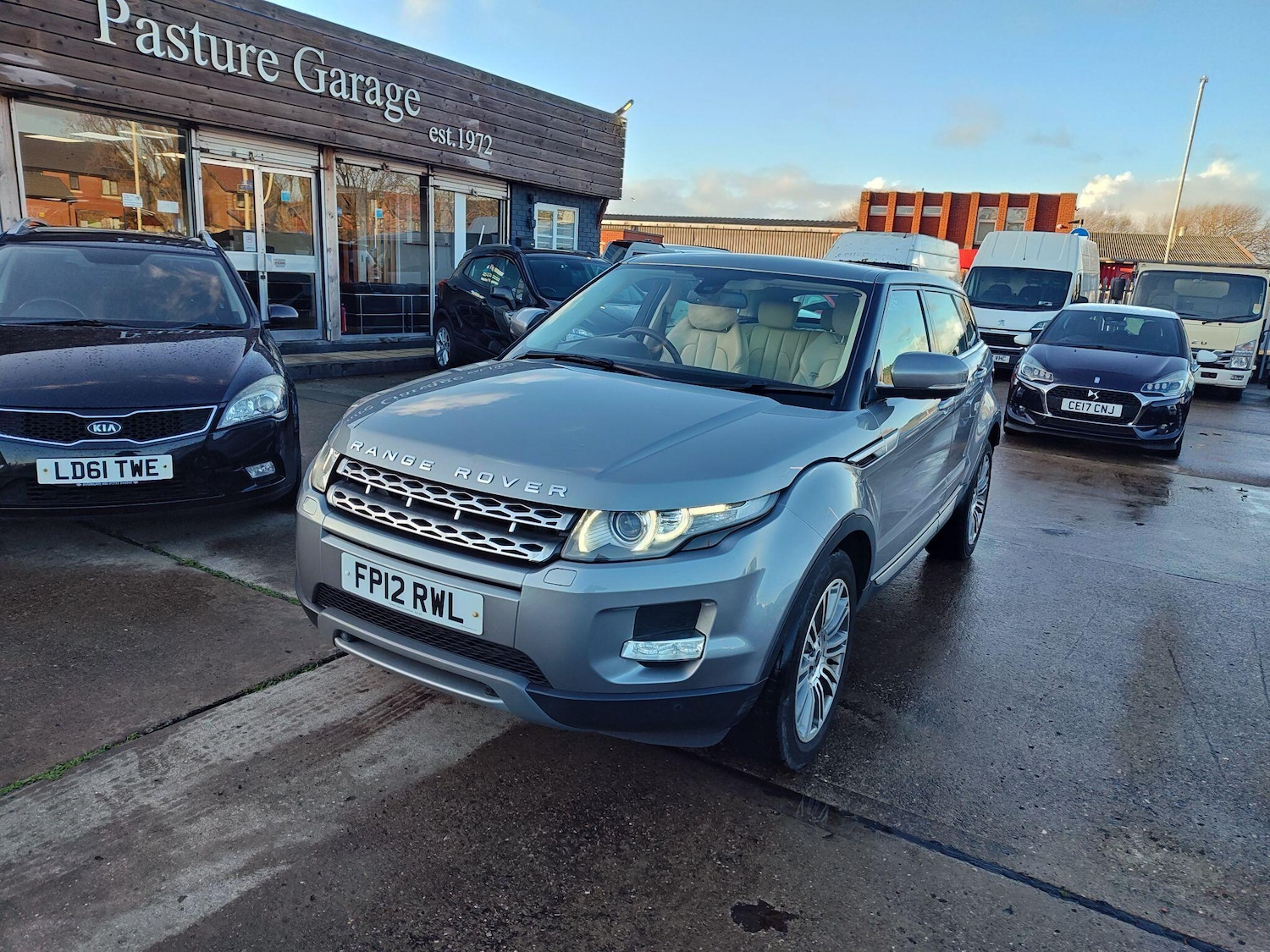 Used Land Rover Range Rover Evoque 2012 for sale - 76742967: Photo 14