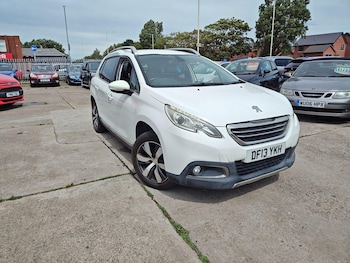 Used Peugeot 2008 2013 for sale - 79348840: Photo