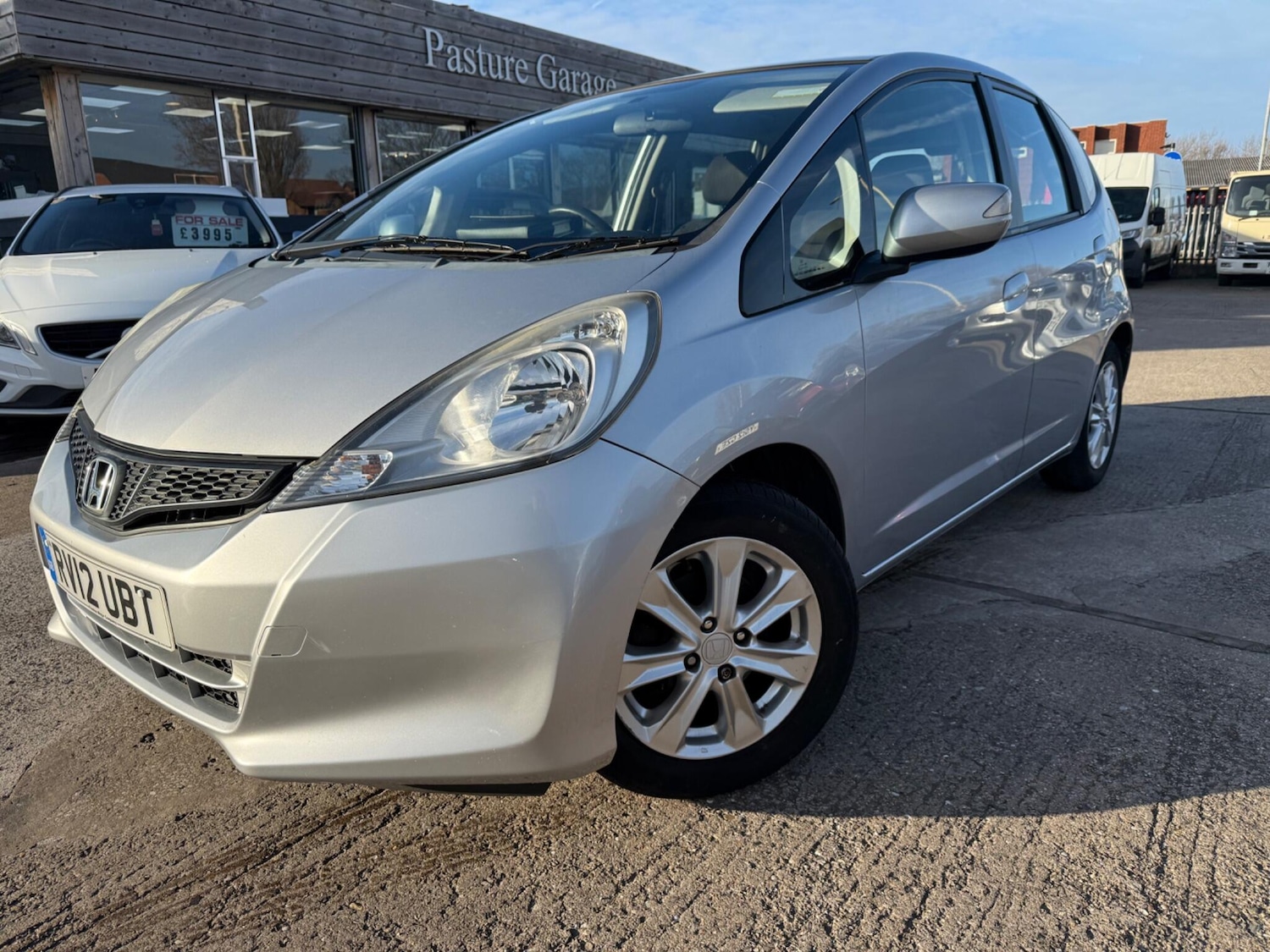 Used Honda Jazz 2012 for sale - 76657902: Photo 1