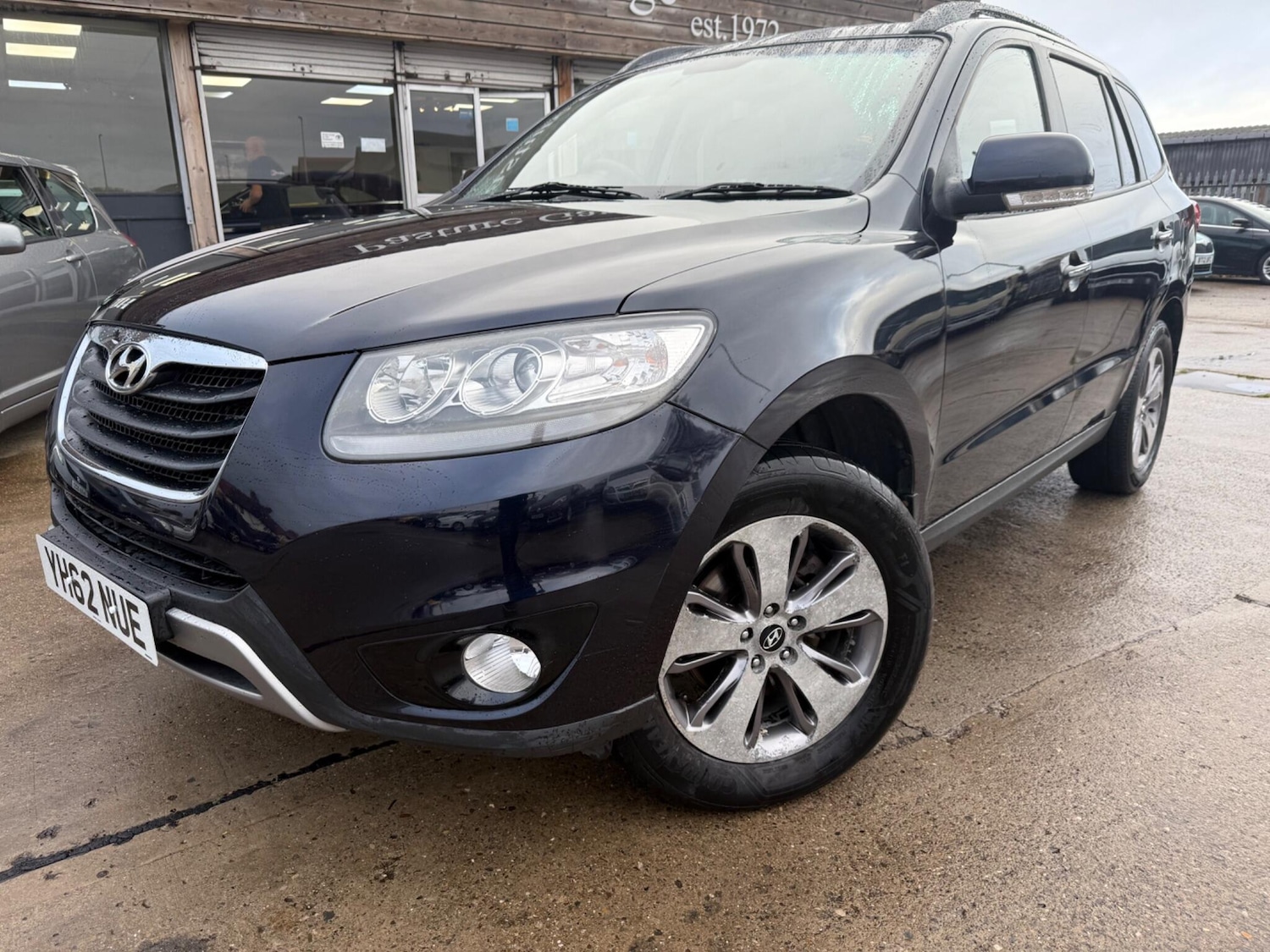 Used Hyundai Santa Fe 2012 for sale - 76473407: Photo 1