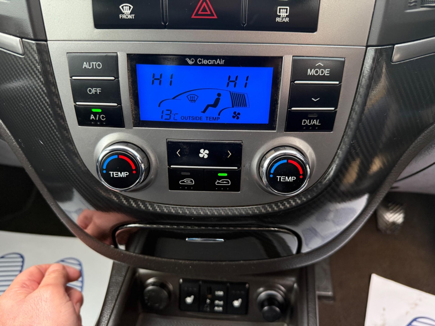 Used Hyundai Santa Fe 2012 for sale - 76473407: Photo 10