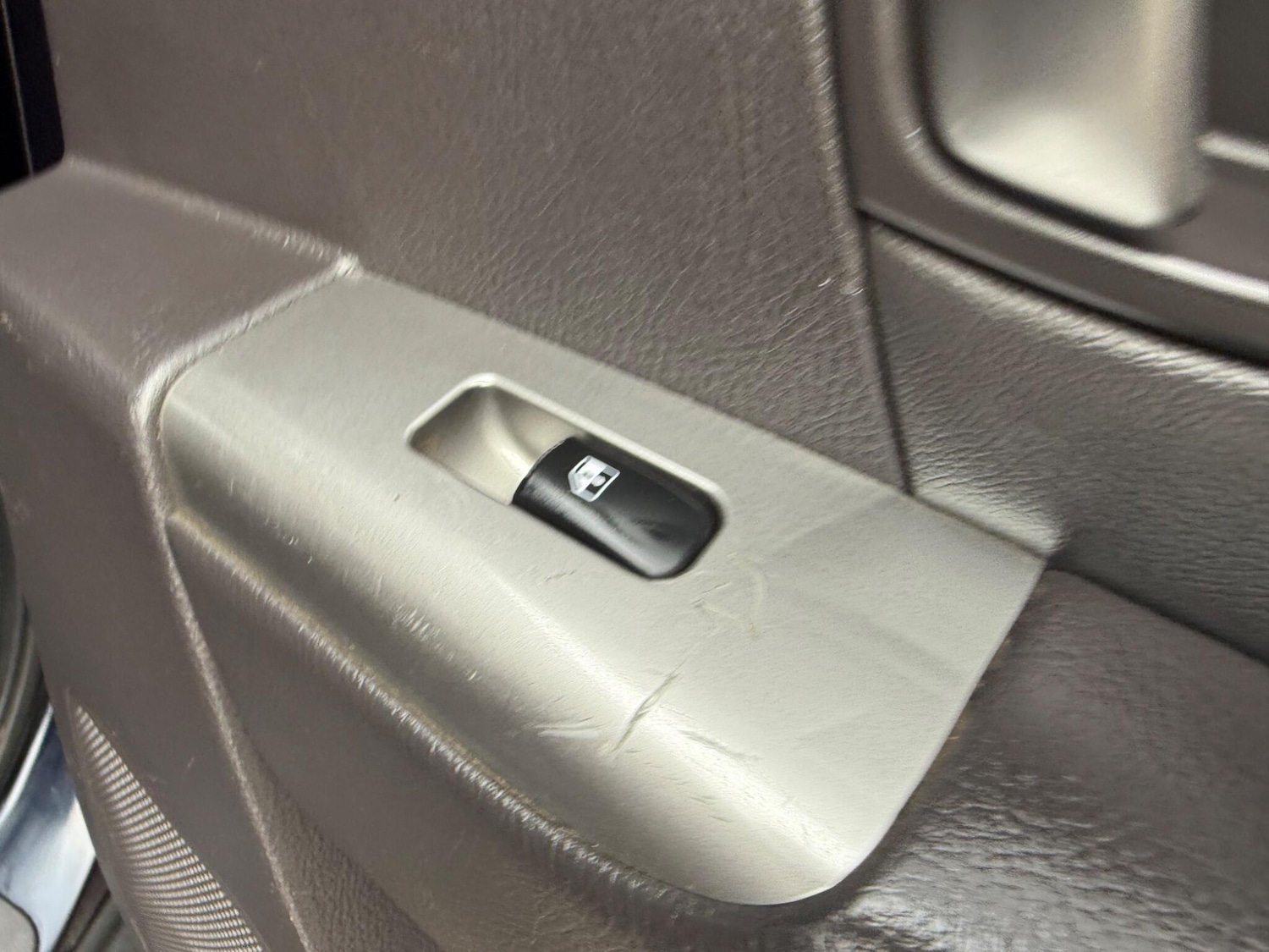 Used Hyundai Santa Fe 2012 for sale - 76473407: Photo 12