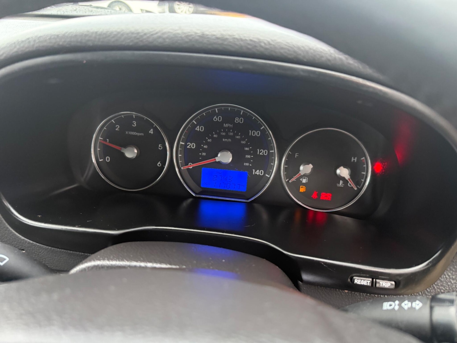 Used Hyundai Santa Fe 2012 for sale - 76473407: Photo 6