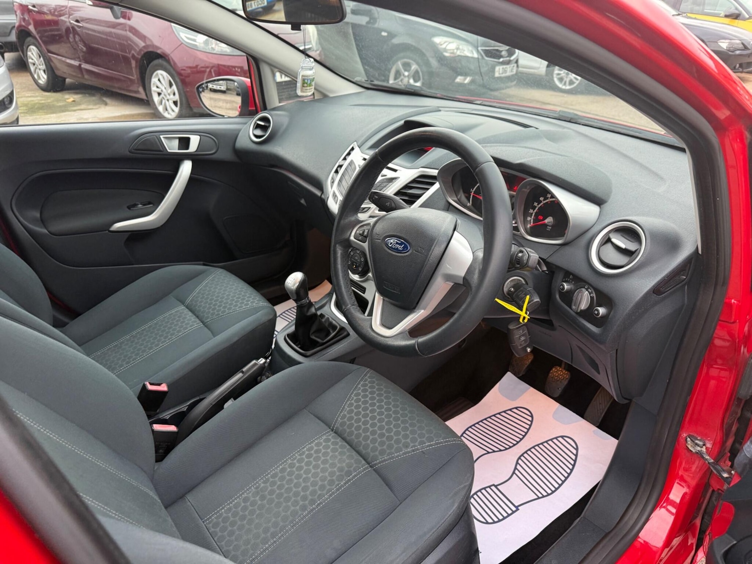 Used Ford Fiesta 2012 for sale - 76584939: Photo 5