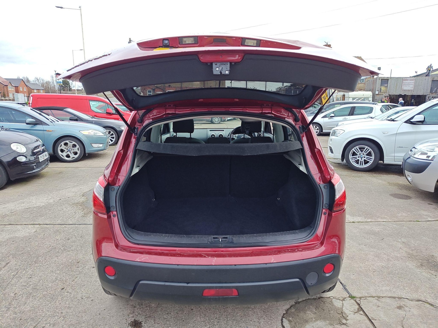 Used Nissan Qashqai 2013 for sale - 77784042: Photo 11