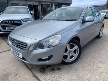 (11) - 2.4 D5 SE Lux Euro 5 (s/s) 4dr