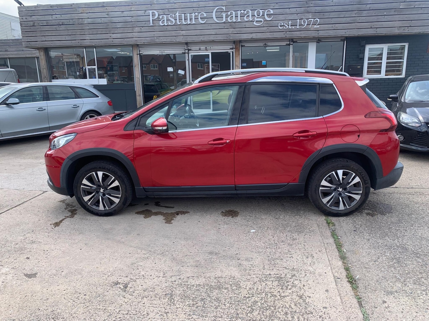Used Peugeot 2008 for sale - 76476581: Photo 16