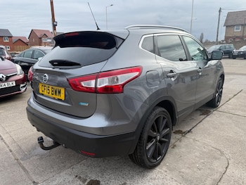 Used Nissan Qashqai 2015 for sale - 77597924: Photo