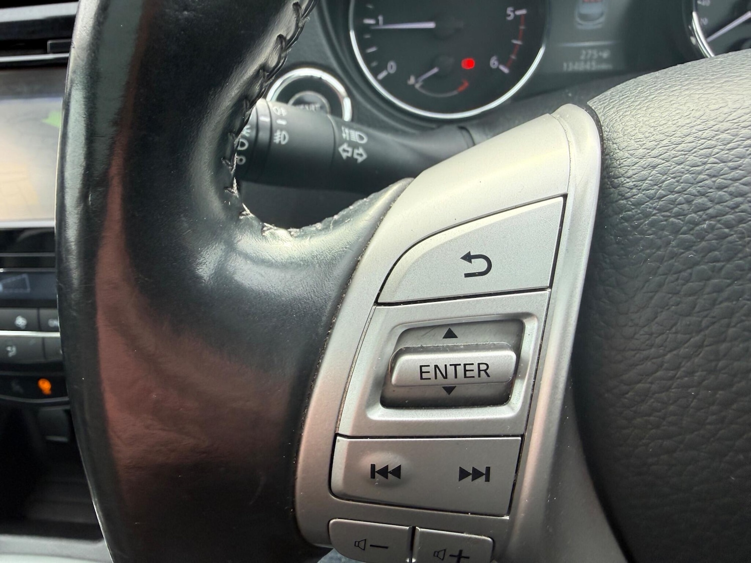 Used Nissan Qashqai 2015 for sale - 77597924: Photo 9