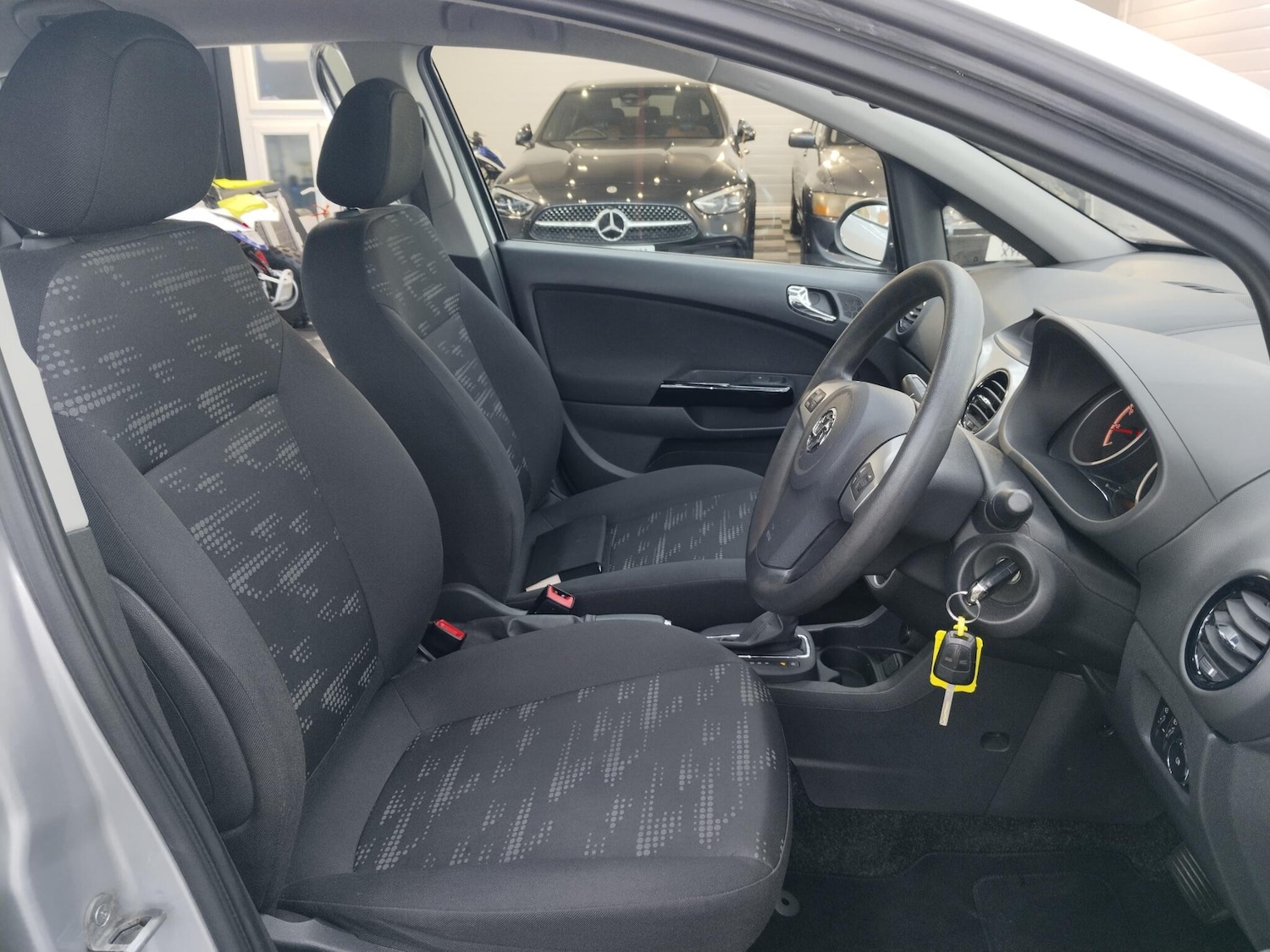 Used Vauxhall Corsa 2013 for sale - 76735317: Photo 11