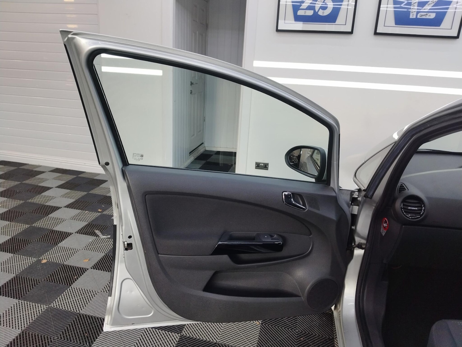 Used Vauxhall Corsa 2013 for sale - 76735317: Photo 16