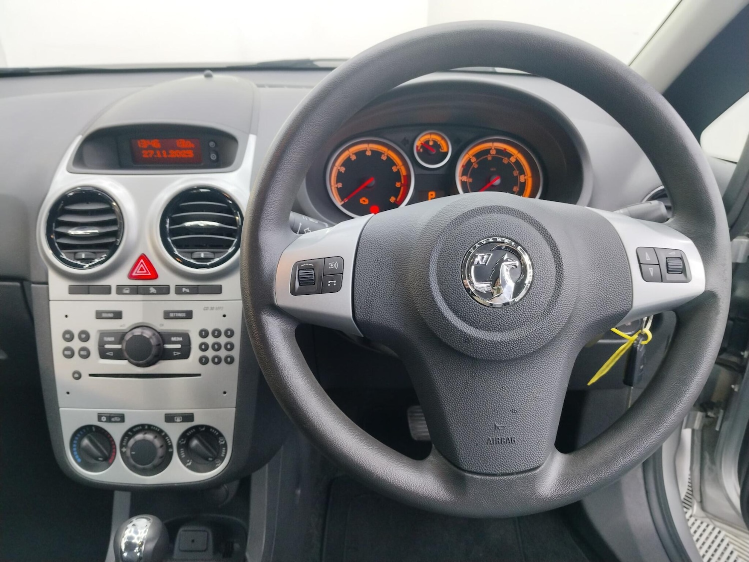 Used Vauxhall Corsa 2013 for sale - 76735317: Photo 17