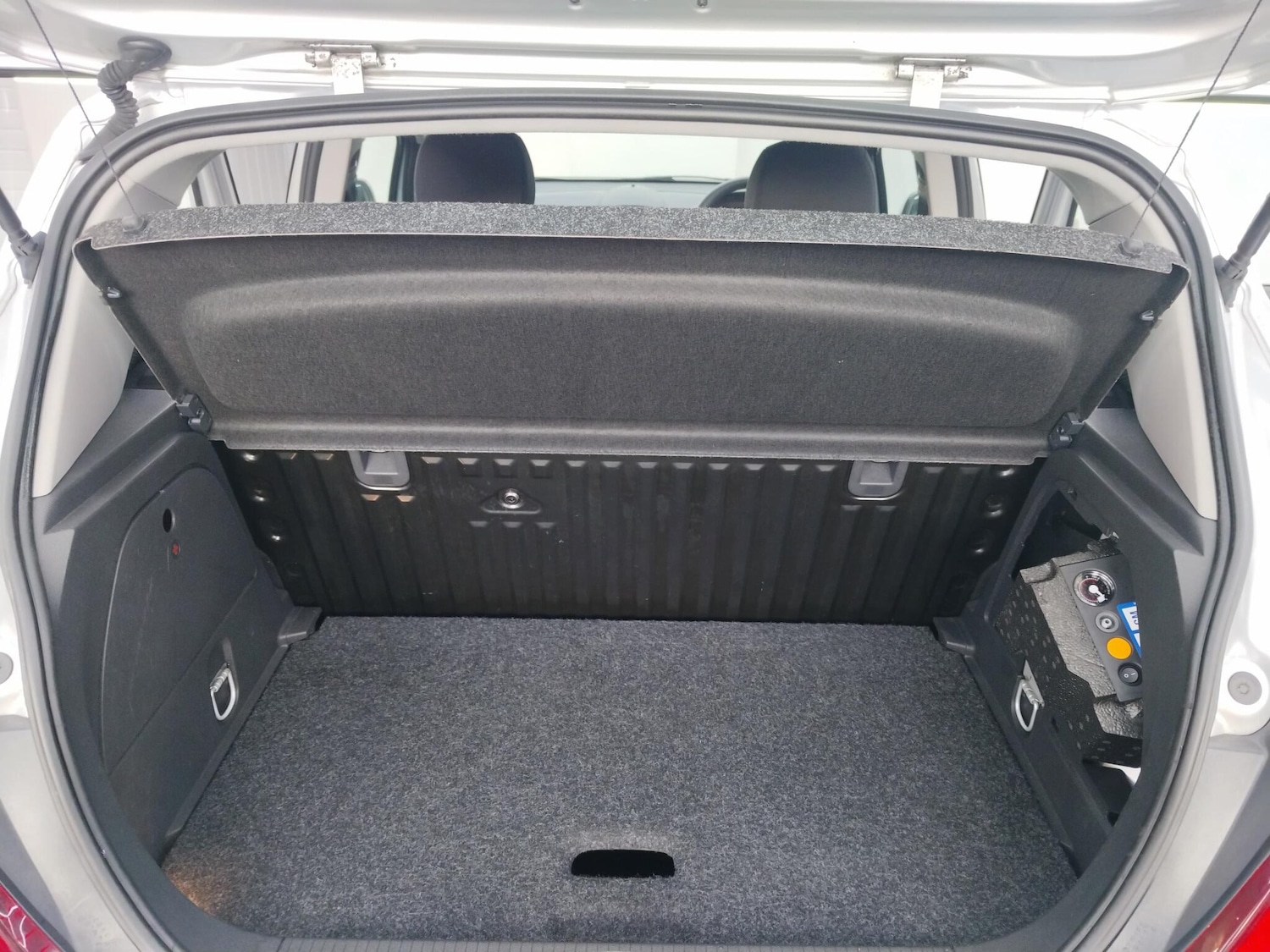 Used Vauxhall Corsa 2013 for sale - 76735317: Photo 19