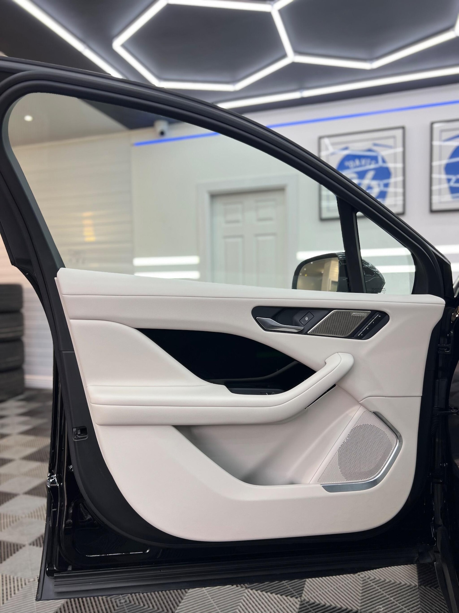 Used Jaguar I-Pace 2019 for sale - 76608438: Photo 22