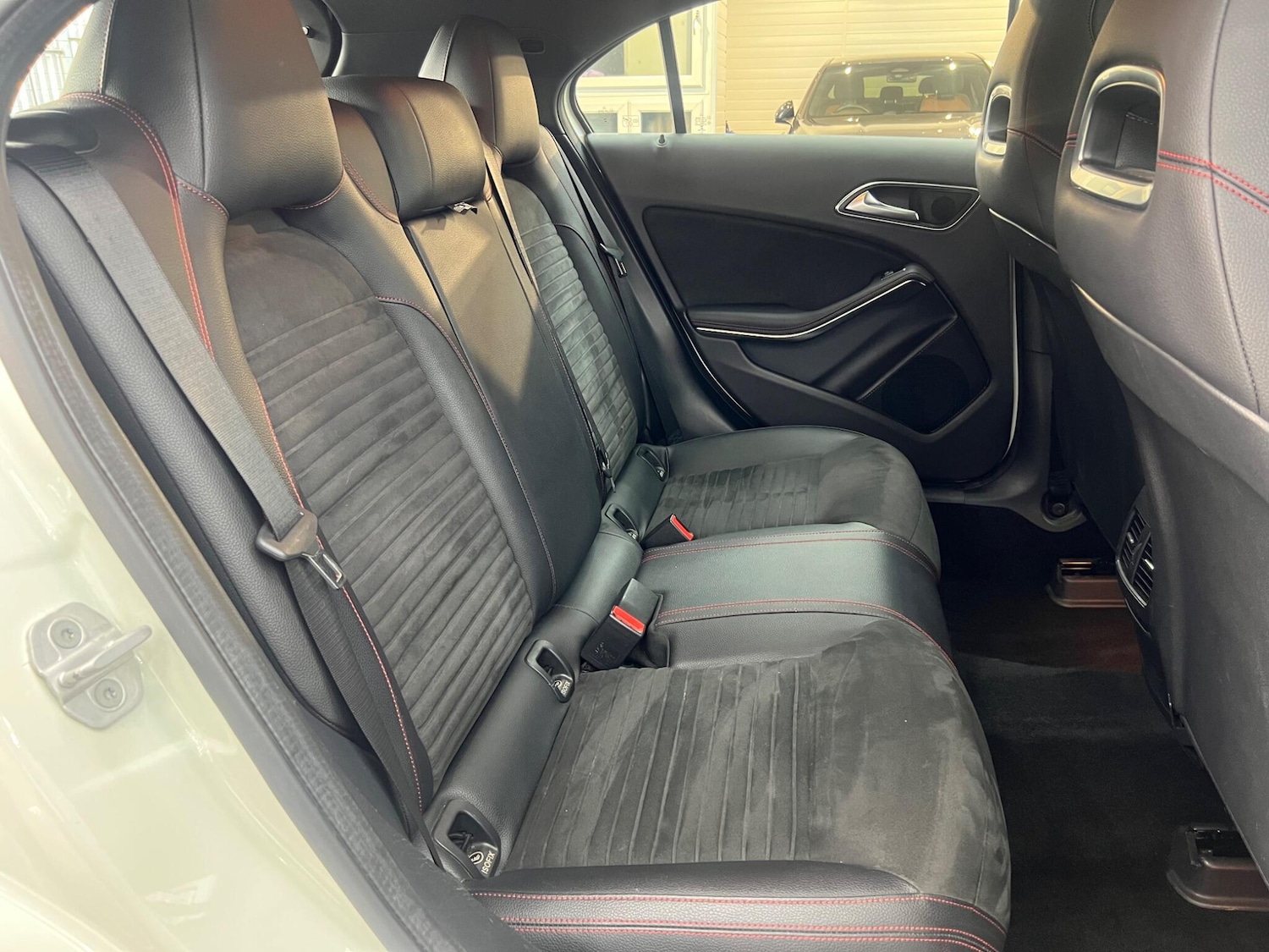 Used Mercedes-Benz A-Class 2017 for sale - 76612965: Photo 12