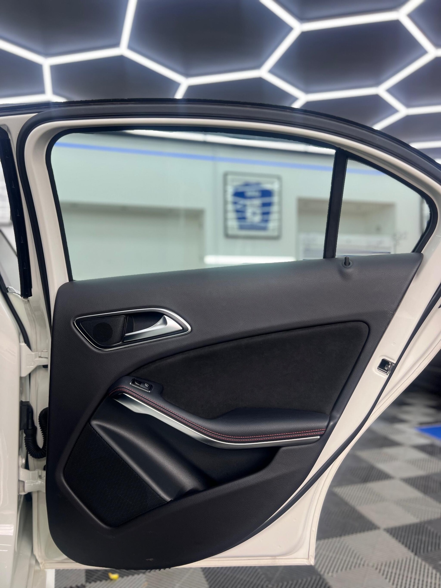 Used Mercedes-Benz A-Class 2017 for sale - 76612965: Photo 15