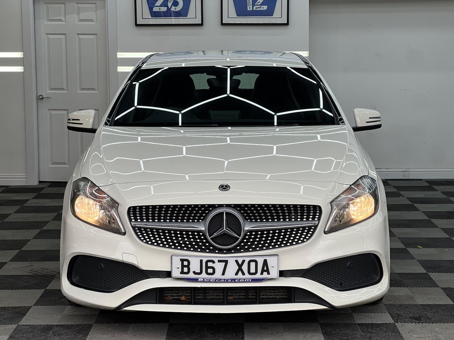 Used Mercedes-Benz A-Class 2017 for sale - 76612965: Photo 2