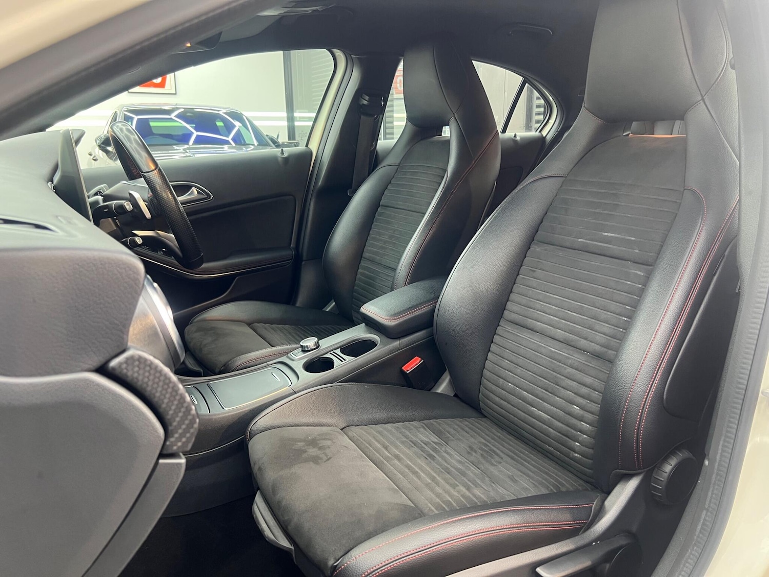 Used Mercedes-Benz A-Class 2017 for sale - 76612965: Photo 28