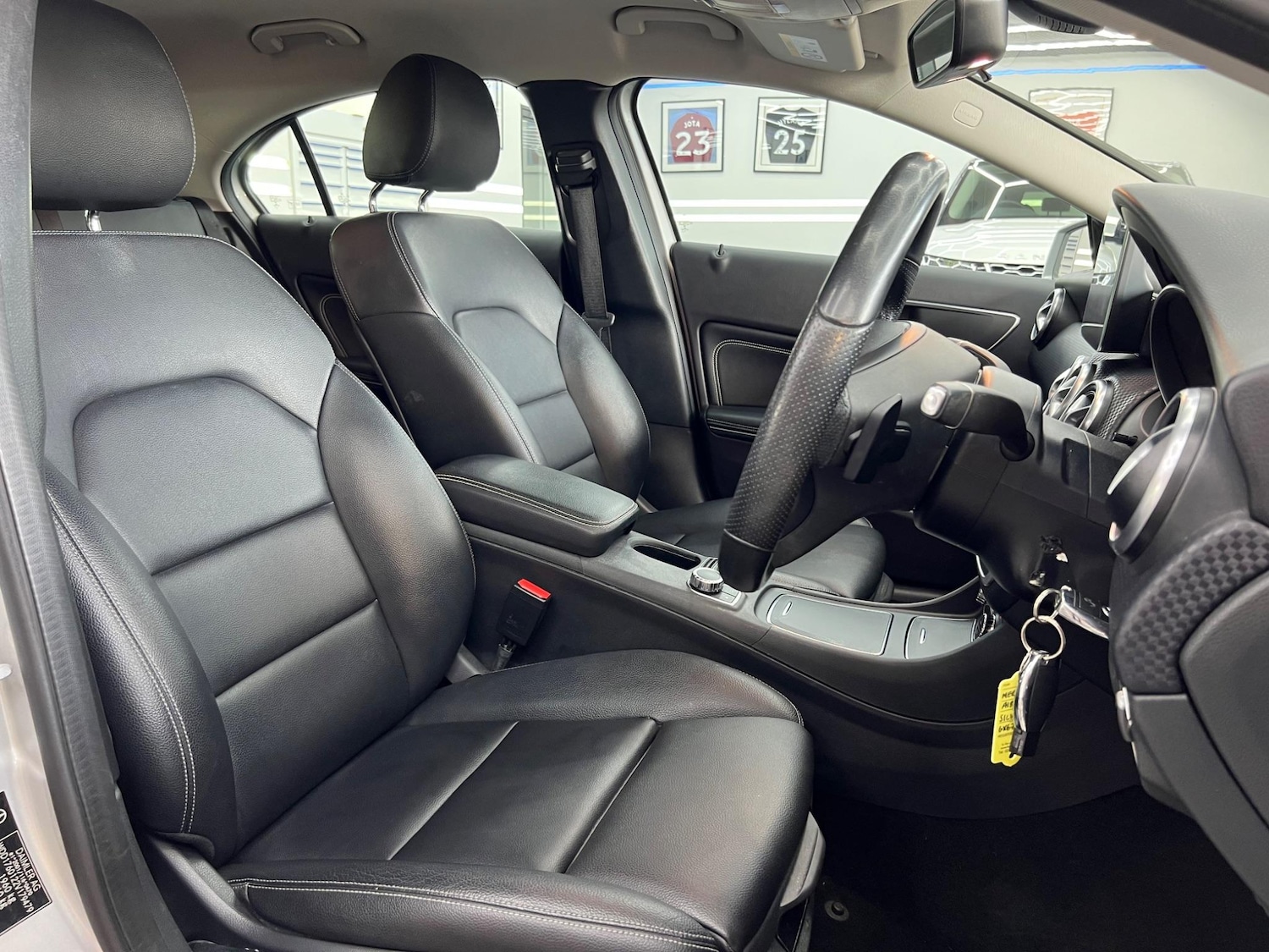 Used Mercedes-Benz A-Class 2017 for sale - 76349513: Photo 11