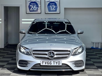 Used Mercedes-Benz E-Class 2017 for sale - 76226565: Photo 2