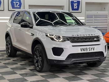 Used Land Rover Discovery Sport 2019 for sale - 76522531: Photo