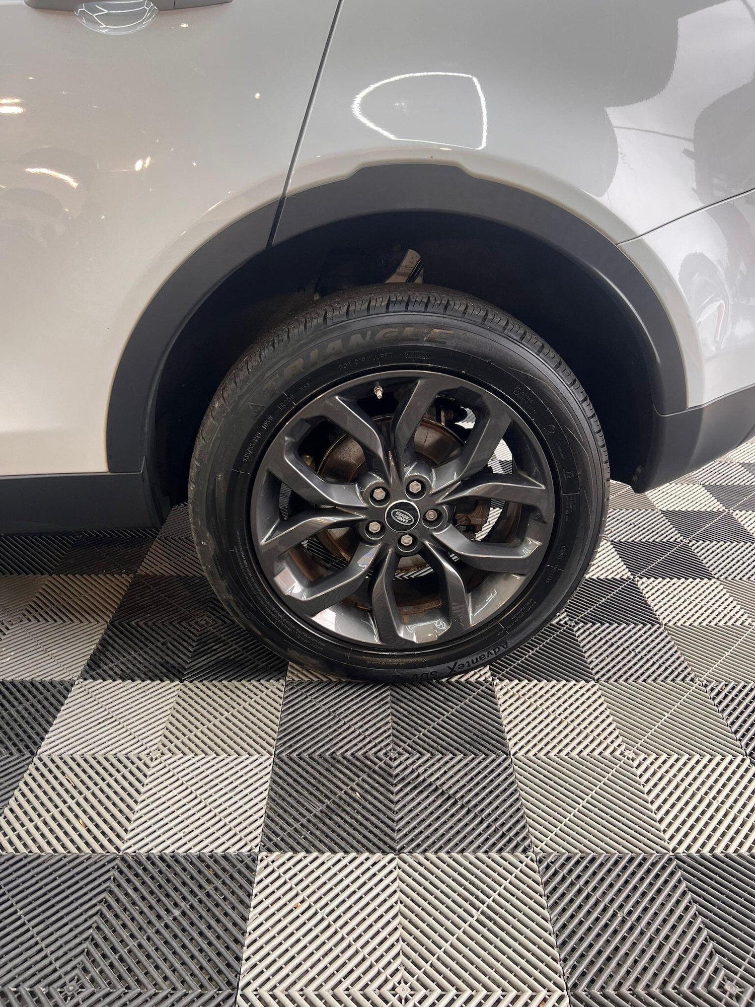 Used Land Rover Discovery Sport 2019 for sale - 76522531: Photo 20