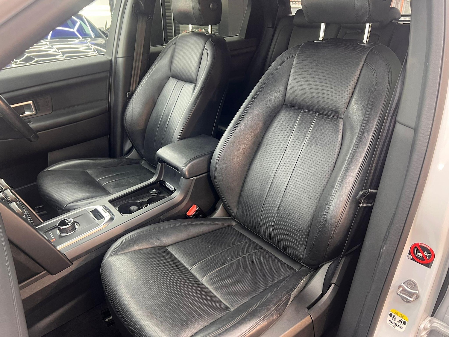 Used Land Rover Discovery Sport 2019 for sale - 76522531: Photo 25