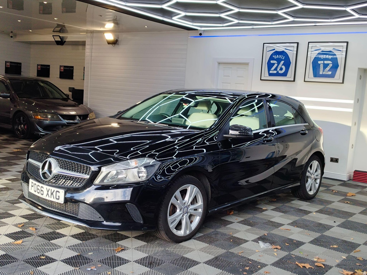 Used Mercedes-Benz A-Class 2016 for sale - 76771809: Photo 4