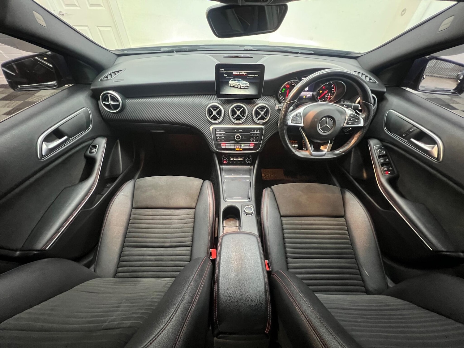 Used Mercedes-Benz A-Class 2016 for sale - 76613104: Photo 10